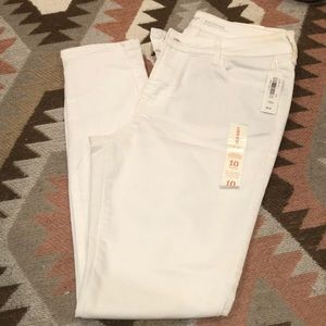 Old Navy White Rockstar Jeans Size 10